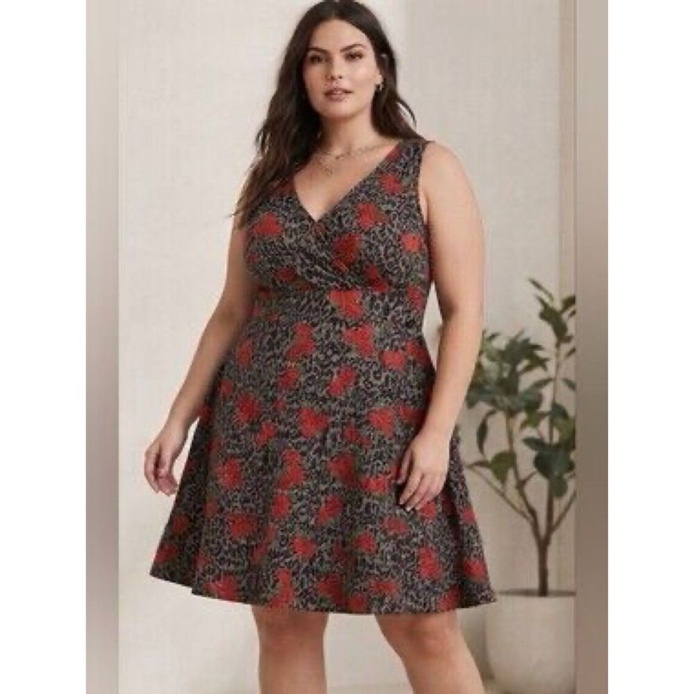 Torrid Rose and Leopard Print Swing Dress Women Size 16 Sleeveless V-Neck NWT